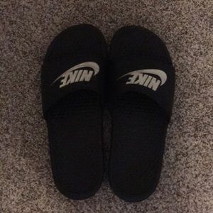 Nike Slides Size 8.5
